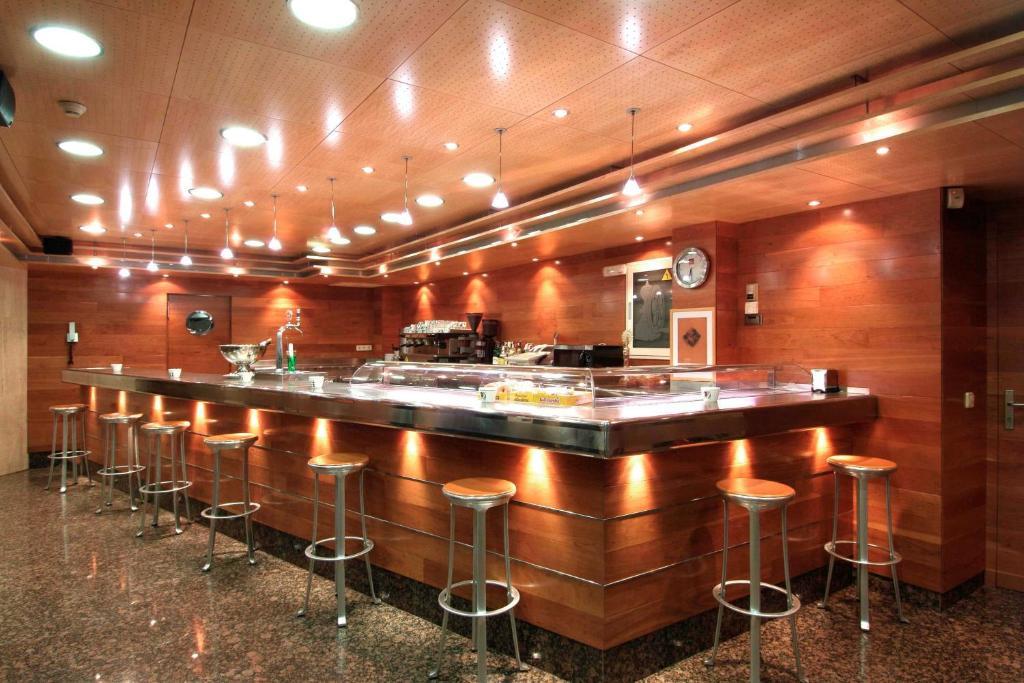 Hotel Chane La Puebla De Alfinden ภายนอก รูปภาพ